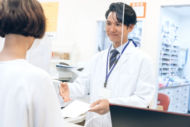 高級高齢者マンション併設クリニックの正社員薬剤師募集【完全週休2日・充実手当】Cphk21508